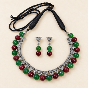 CONE WITH BEAD NECKLACE