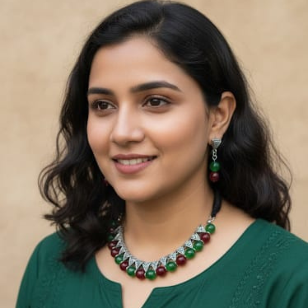 CONE WITH BEAD NECKLACE